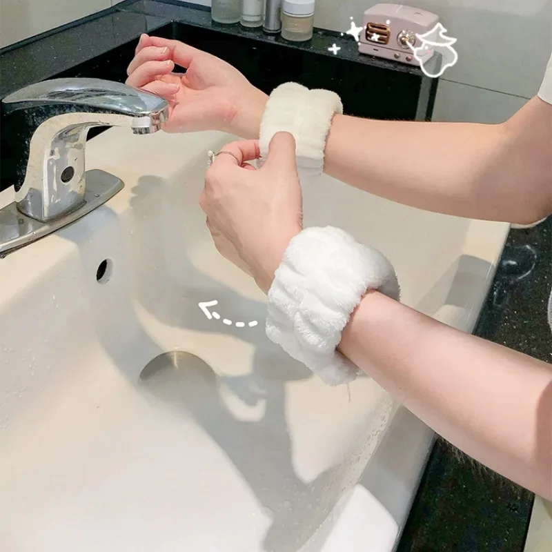 Miniatura 2 de Muñequeras para lavar la cara